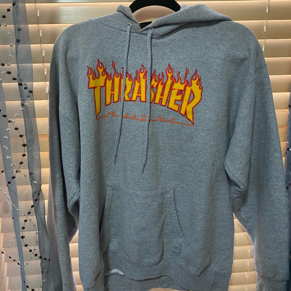 grey thrasher hoodie medium
